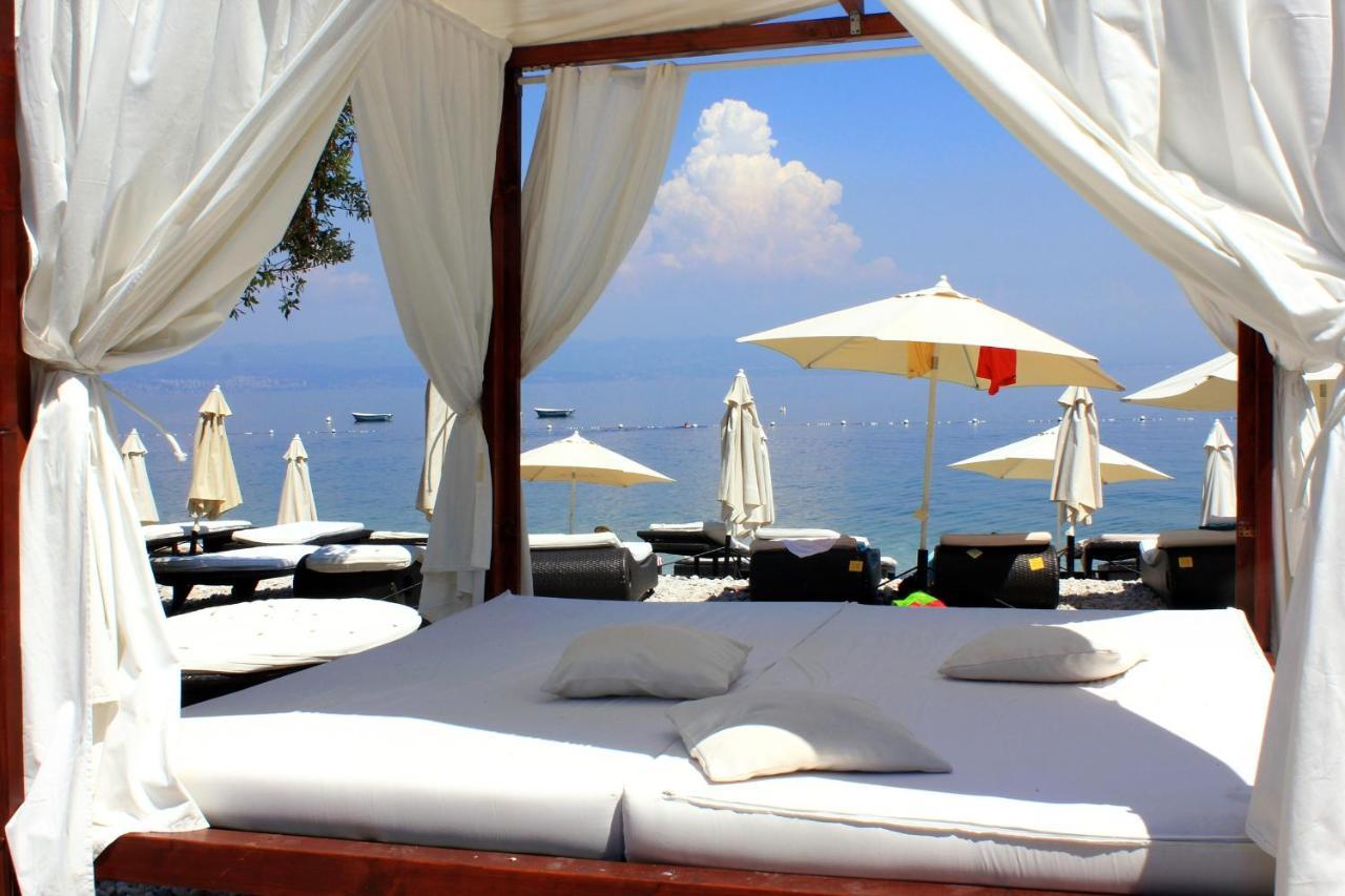 Apartments And Rooms By The Sea Medveja, Opatija - 2305 Lovran Exterior foto