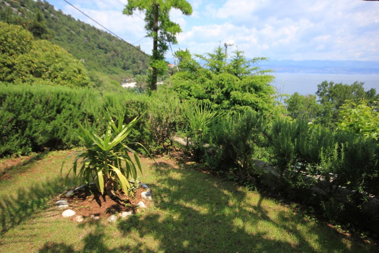Apartments And Rooms By The Sea Medveja, Opatija - 2305 Lovran Exterior foto