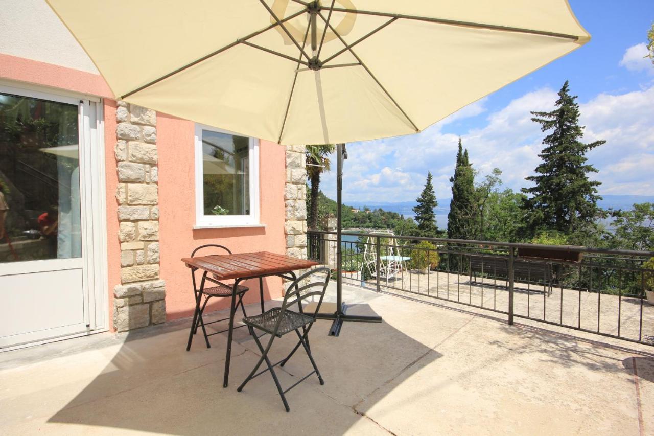 Apartments And Rooms By The Sea Medveja, Opatija - 2305 Lovran Exterior foto